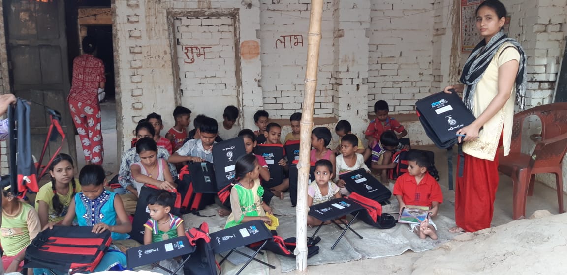 Desk-IT by PROSOC - making education infrastructure available for less fortunate children since 2016